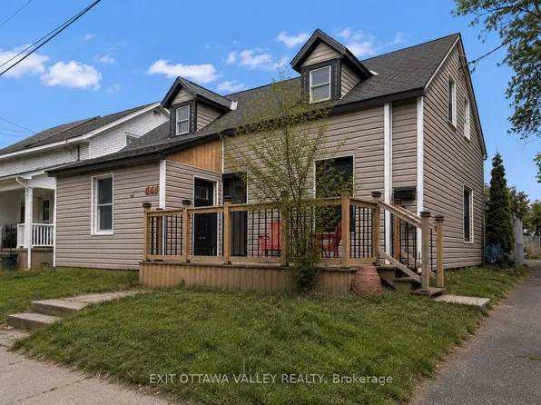 444 Isabella St, Pembroke, ON K8A 5T7