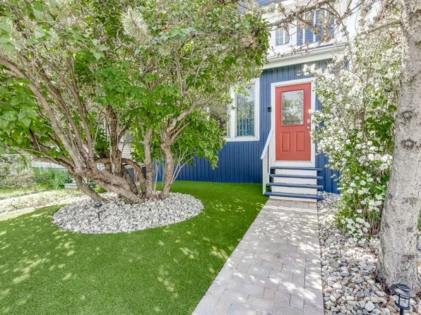 1517 N 12th Ave SW, Calgary, AB T3C 0R1