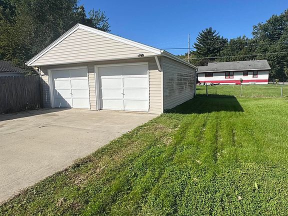 5th image of 733 Grace St