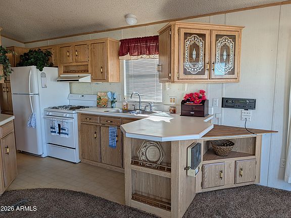 2nd image of 125 E CHOLLA Lane #811