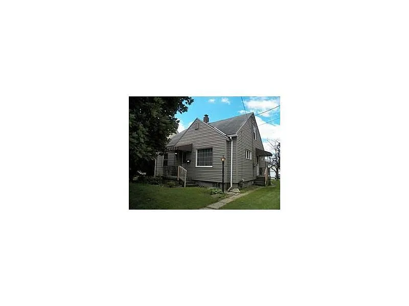 1107 Liberty Ave photo 1