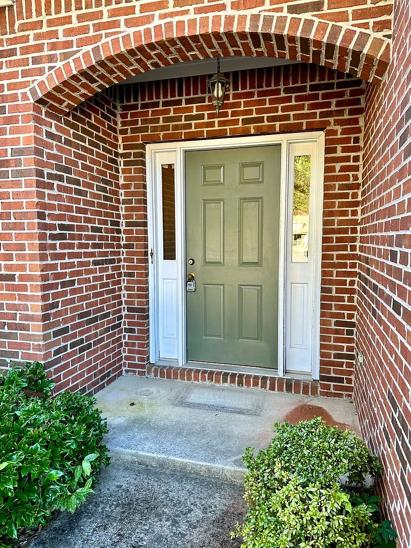 Home for rent in Vestavia Hills! Available to View with 48 Hour Notice — Photo 2
