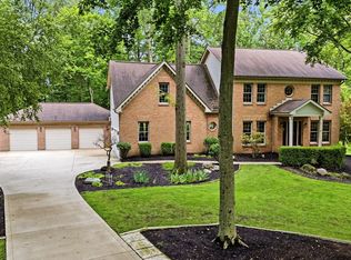 4375 Millwater Dr, Powell, OH 43065