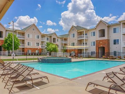 2200 Classen Blvd APT 10132, Norman, OK, 73071