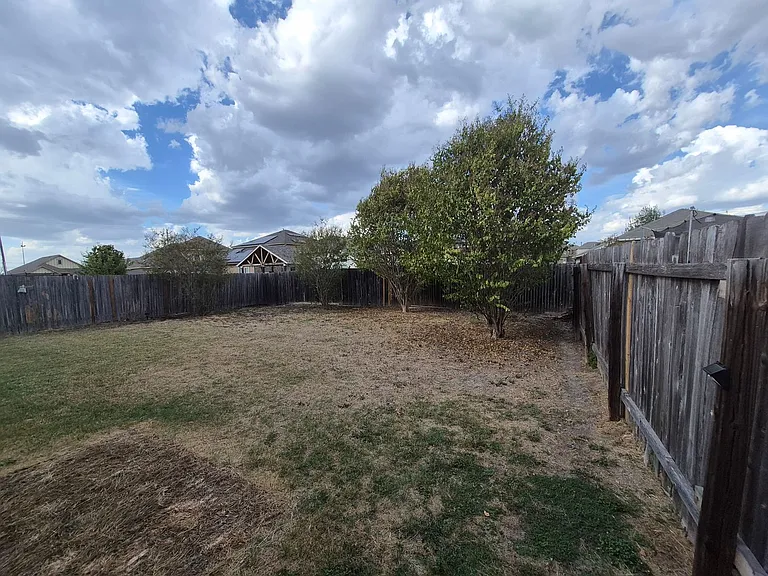 8915 Audubon Park — Photo 44