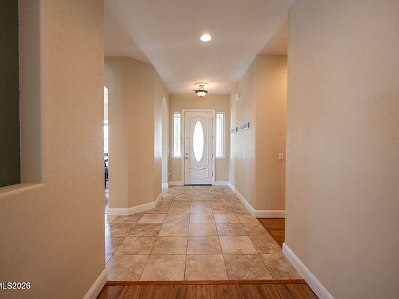 5th image of 111 Denio Dr