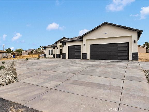 4th image of 15561 Apple Valley Rd