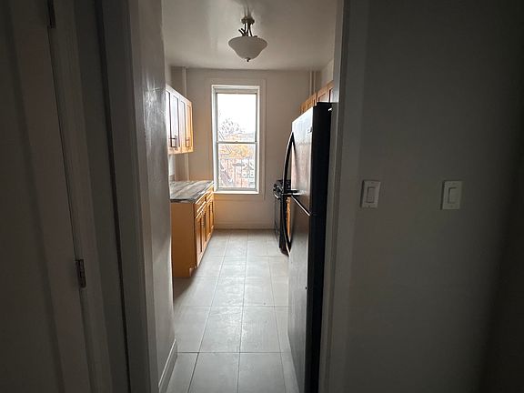 5th image of 1360 Ocean Ave APT 5I