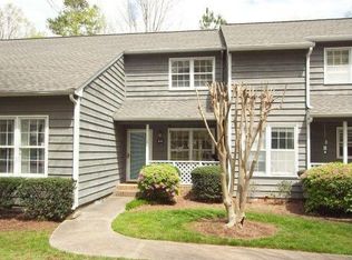 138 Lake Hollow Cir, Cary, NC 27513