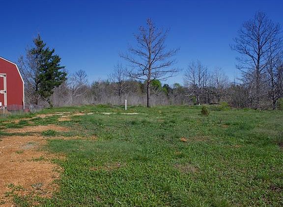 3rd image of 194 E Broken Tree Ln