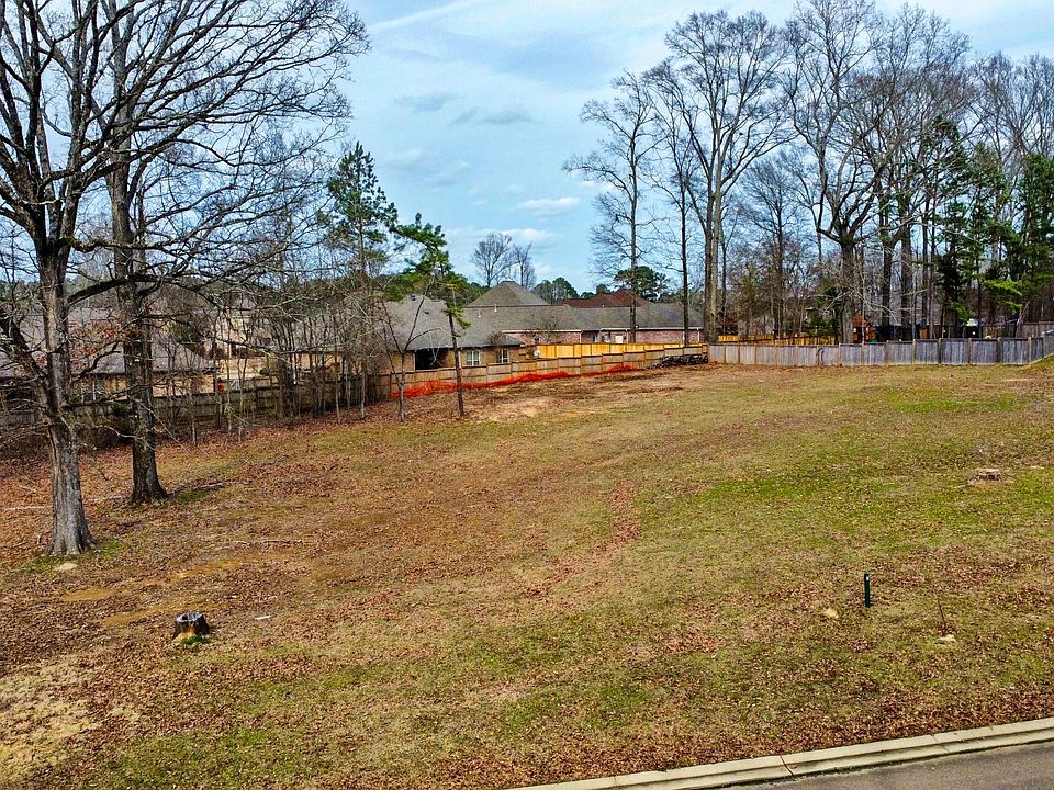 2nd image of 105 Cedar Hill Way #1