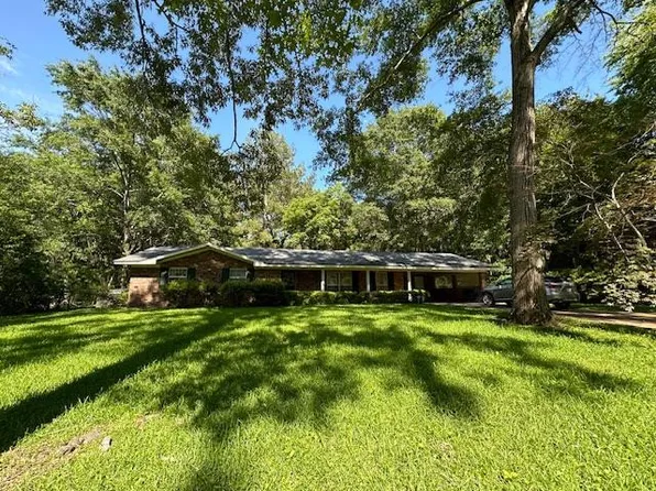 117 Live Oak Dr, Natchez, MS 39120