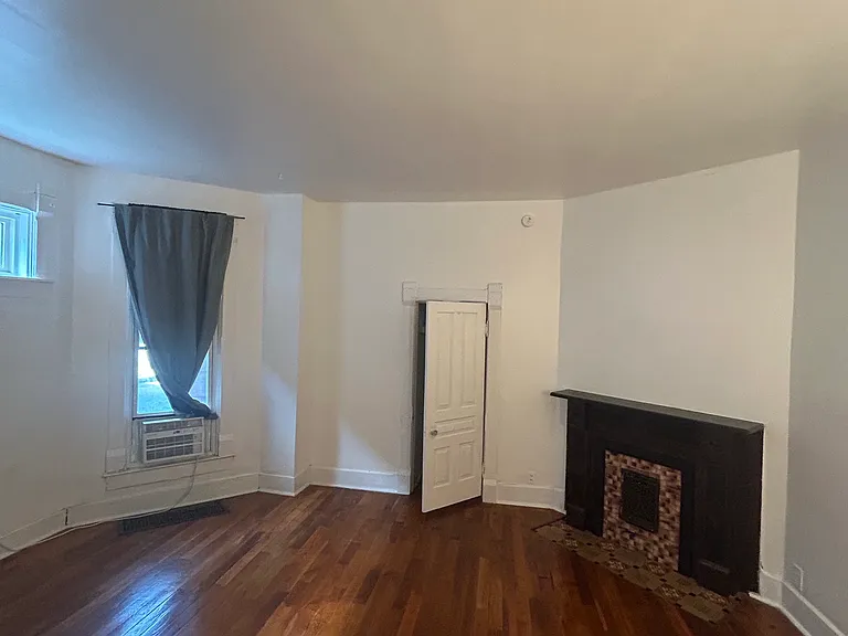 409 W Mulberry St #2 — Photo 1