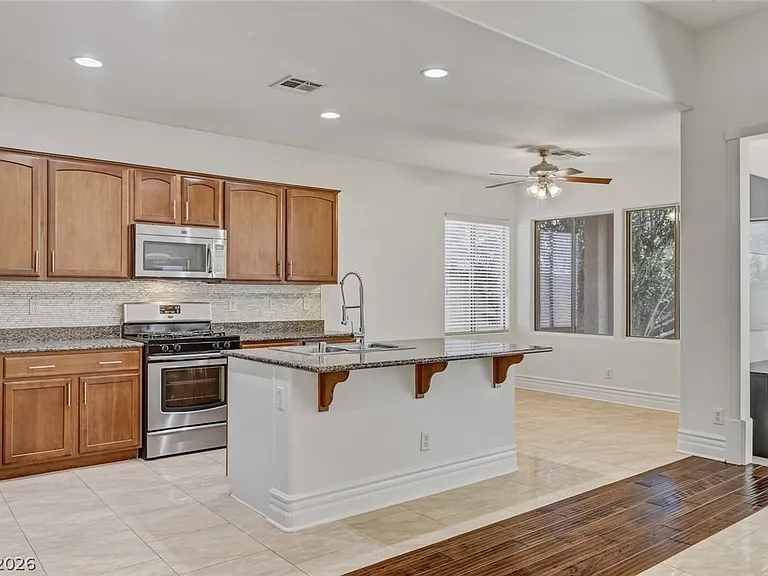 8117 Slate Falls St — Photo 21