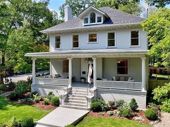 5th image of 118 Waverly Way NE