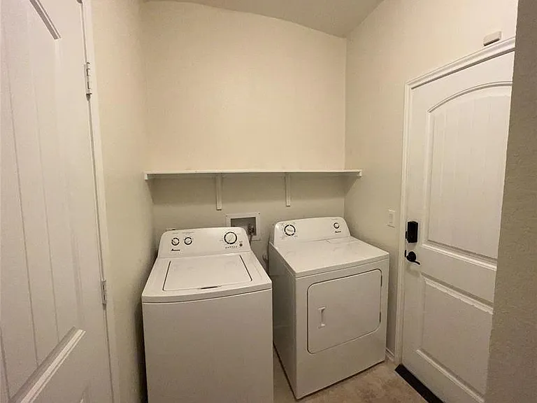 12821 Stoney Ridge Bnd — Photo 16