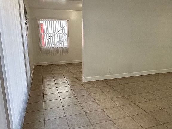 3rd image of 1730 Obispo Ave #1732