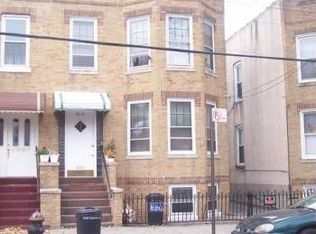 6181 Grove St, Ridgewood, NY 11385