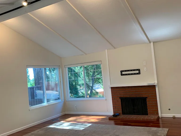 112 Rosemont Ct — Photo 7