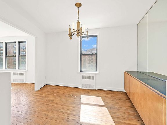 3rd image of 5803 Calloway St APT 5E