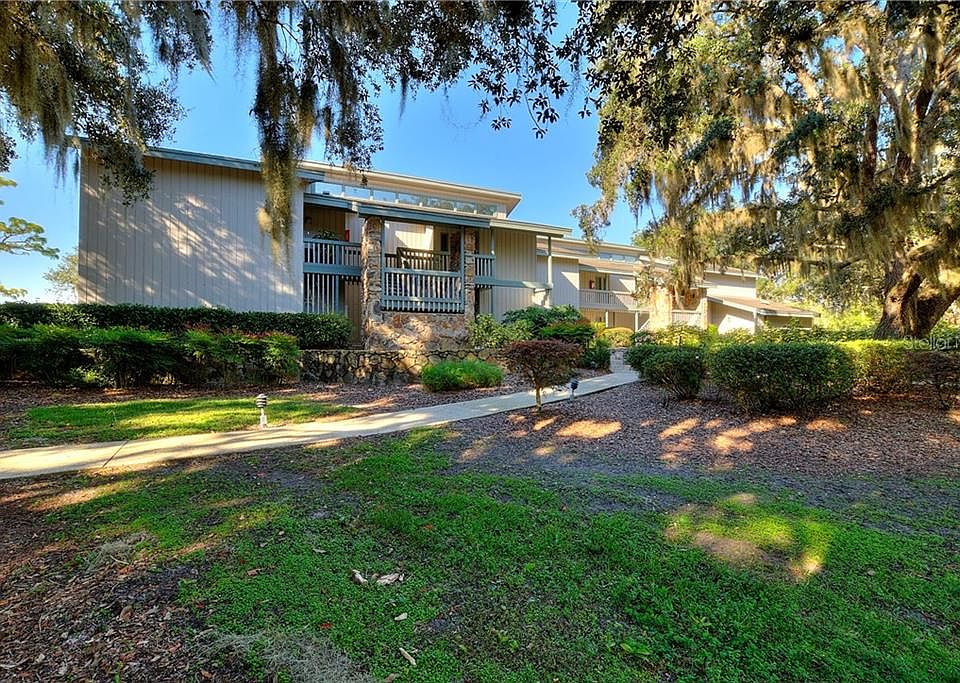 1st image of 3091 Camelot Dr #3091