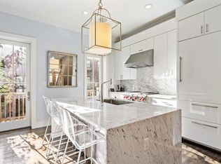 2 Saint Charles St, Boston, MA 02116