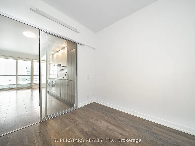 5 Buttermill Ave #1905 — Photo 21