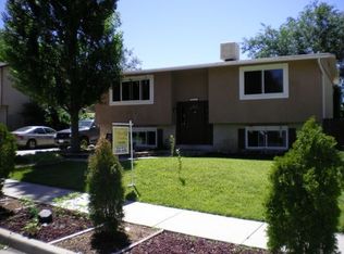 1052 E Buddlea Dr, Sandy, UT 84094