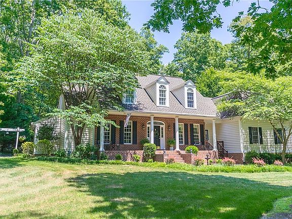 2nd image of 14104 Spring Creek Ln
