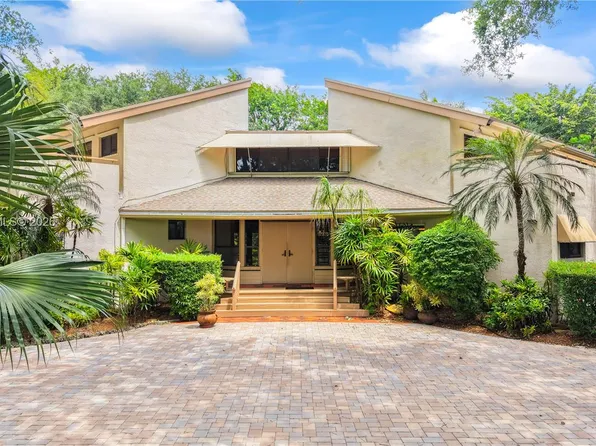 8875 SW 110th St, Miami, FL 33176
