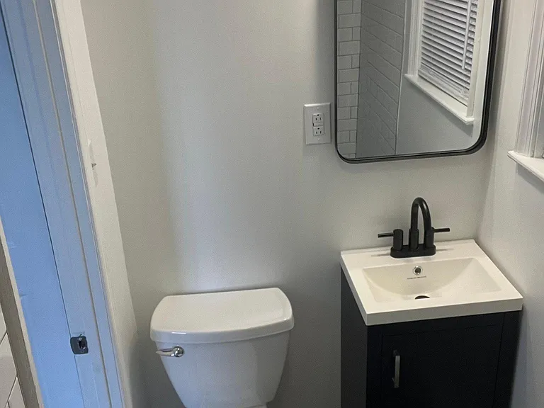4081 Spring Garden St #4 — Photo 10