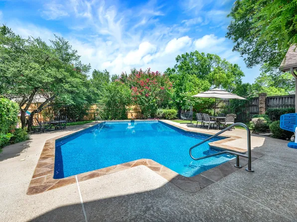 3700 Hillwood Way, Bedford, TX 76021