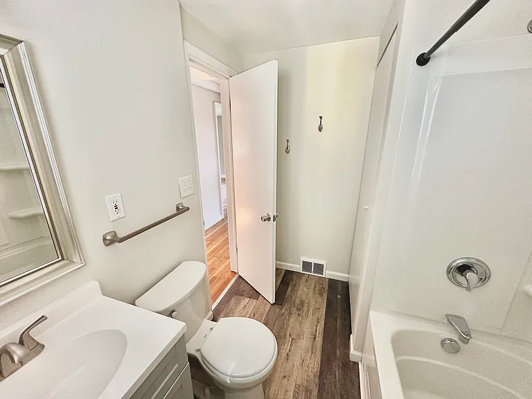 165 Belmar Blvd — Photo 13