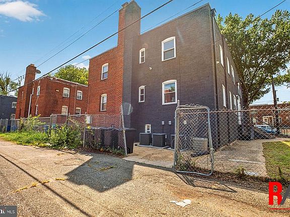 4th image of 4306 Halley Ter SE APT 4