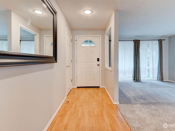 3rd image of 10504 NE 88th Street