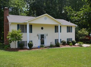3156 Hickory Ridge Dr, Winston Salem, NC 27127
