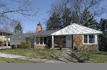 508 E Wilson St photo 1