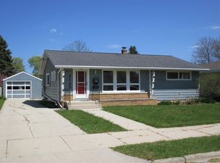 2723 N 28th St, Sheboygan, WI 53083