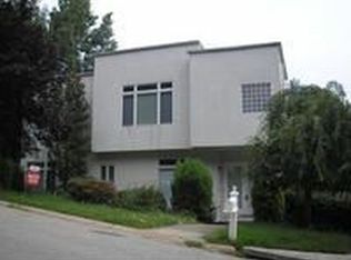 120 S Falcon Blf, Johns Creek, GA 30022