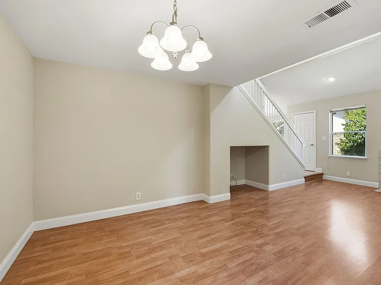 3808 Alder Ave — Photo 14