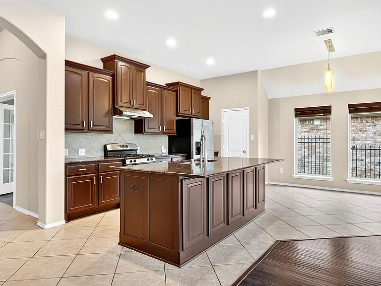 26303 Serenity Oaks Dr — Photo 8