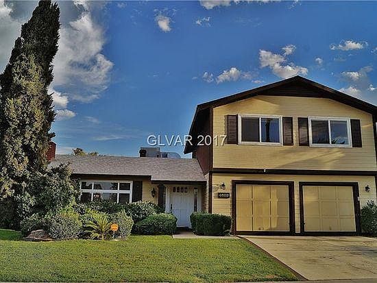 1st image of 4689 La Fonda Dr