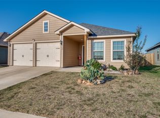 8329 Steel Dust Dr, Fort Worth, TX 76179