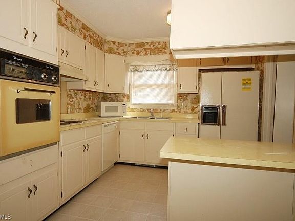 5th image of 1428 Old Hickory Dr