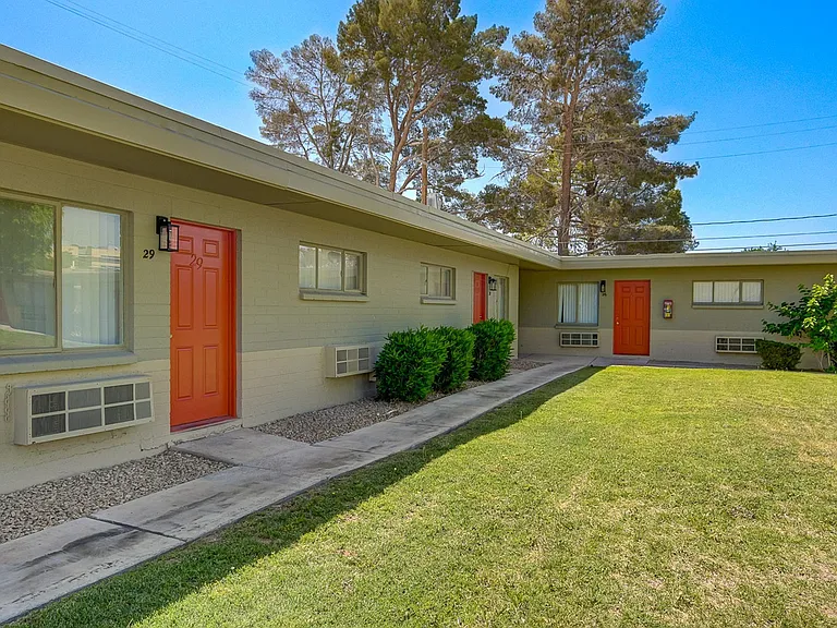 Campus Crossing, Apartments For Rent in Las Vegas