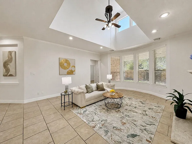 3301 Elm Creek Dr — Photo 29