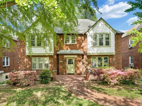 2521 Longview Ave SW #1-4, Roanoke, VA 24014