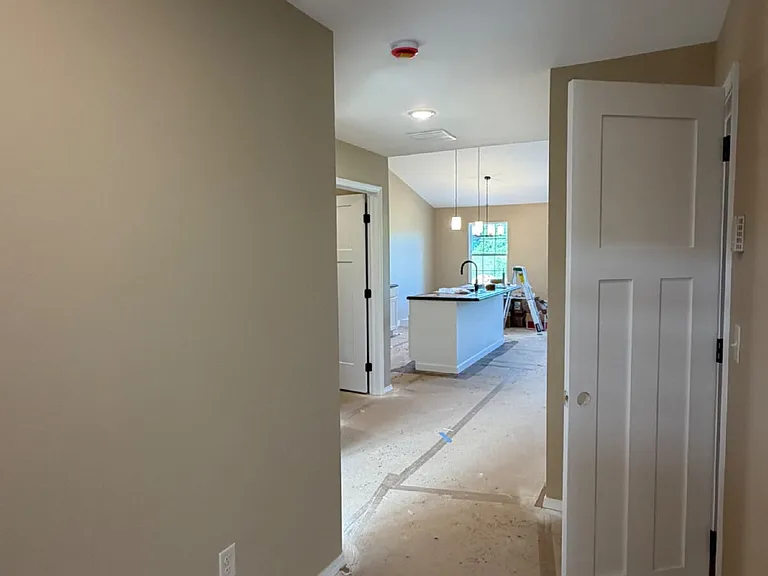 152 Ruby Ln — Photo 2