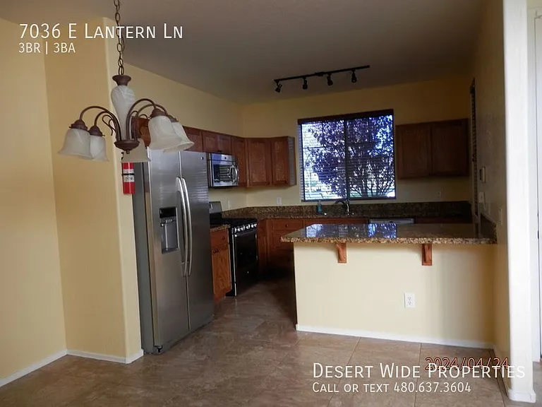 7036 E Lantern Ln E — Photo 11