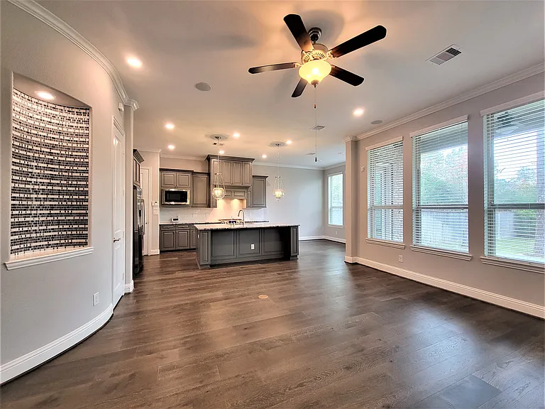 living room_12072022
